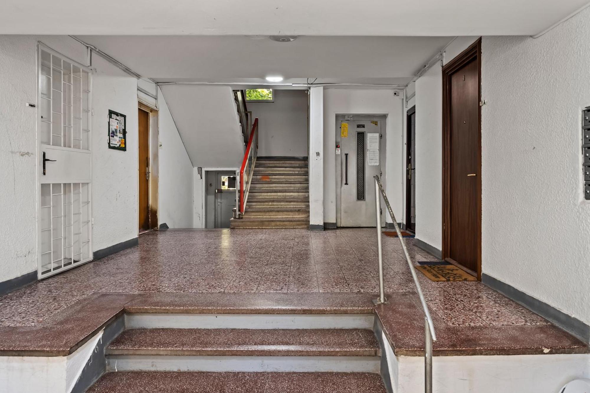 Apartament De Lux Drumul Taberei Bukarest Exteriör bild